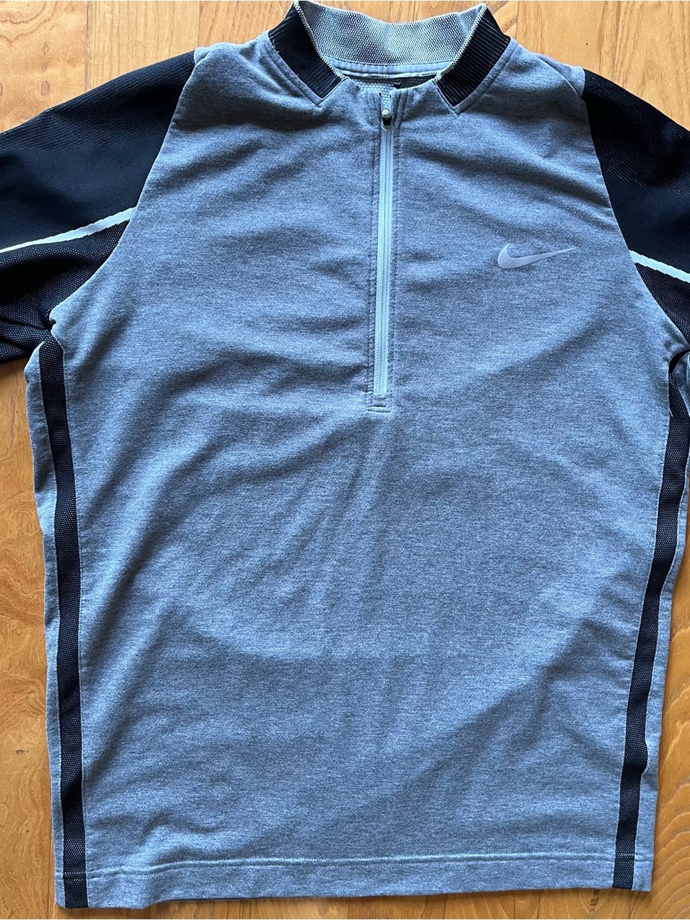 Nike golf Light Grey and Black Quarter-Zip Athletic Top